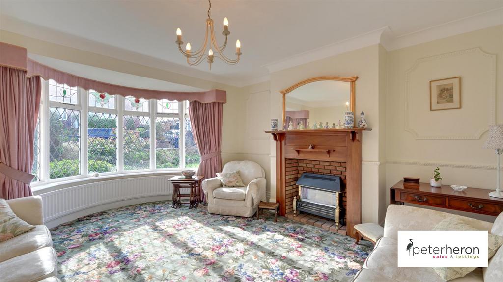 Heatherlea Gardens, Tunstall, Sunderland 4 bed semidetached bungalow