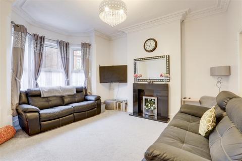 4 bedroom semi-detached house for sale, Burford Road, Forest Fields NG7