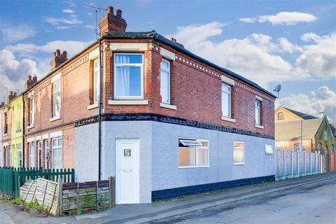 3 bedroom end of terrace house for sale, Moor Street, Netherfield NG4