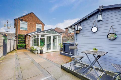 2 bedroom detached house for sale, Greenfield Grove, Carlton NG4