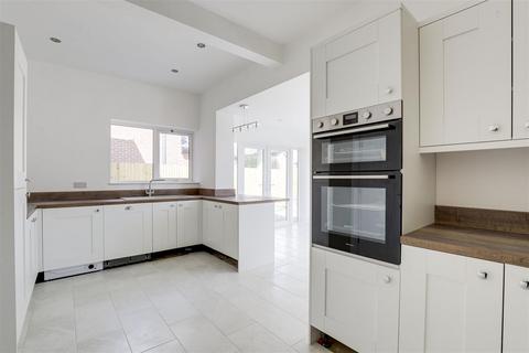4 bedroom detached house for sale, Ransom Drive, Mapperley NG3