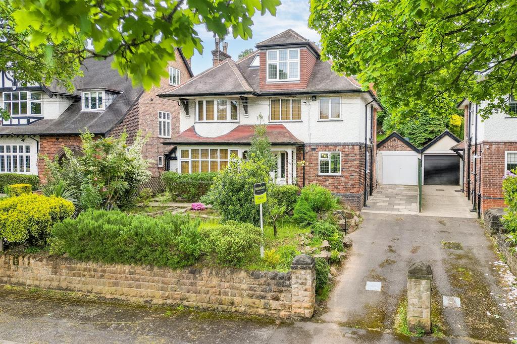 Carisbrooke Drive, Mapperley Park NG3 5 bed detached house for sale £