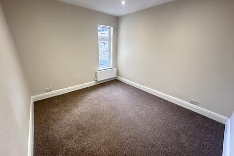 2 bedroom flat to rent - Boston Road, Hanwell, W7