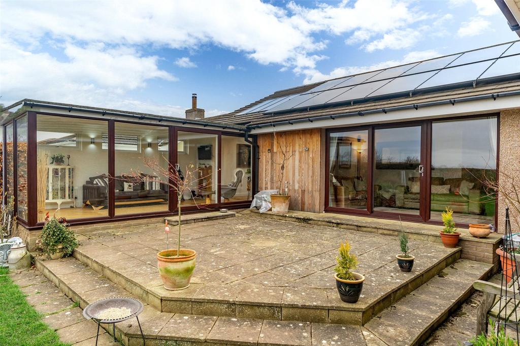 Cloich, The Green, Swinton, Duns, TD11 3 bed detached house for sale