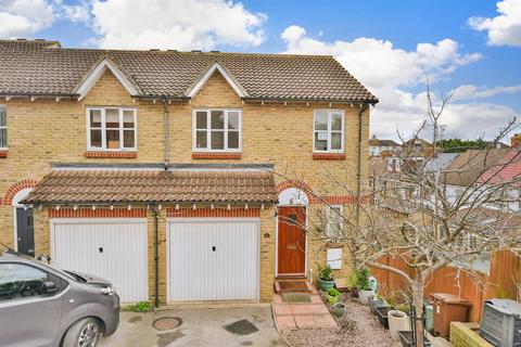 3 bedroom end of terrace house for sale - Carpenters Close, Rochester, Kent