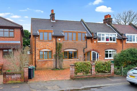 111 Beresford Road, London, E4 6EF