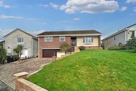 4 bedroom detached bungalow for sale - Plymtree Drive, Plymouth PL7