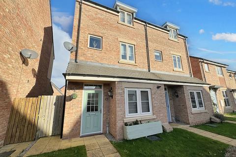 4 bedroom semi-detached house for sale, Whitworth Park Drive, Elba Park, Houghton Le Spring, Tyne and Wear, DH4 6GN