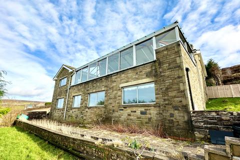 3 bedroom detached bungalow for sale, Moorcroft, Wadsworth Lane, Hebden Bridge, HX7 8PP