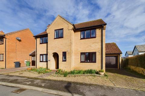 2 Cherry Orchard, Oakington, Cambridge, CB24 3AY