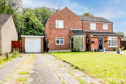 2 bedroom semi-detached house for sale, Elizabeth Drive, Swaffham