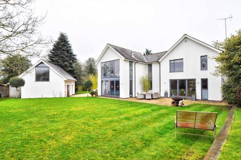 4 bedroom detached house for sale, Marlow Road, Bolter End