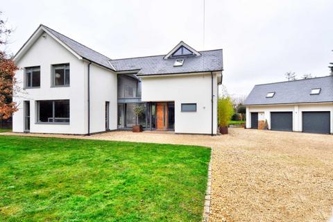 4 bedroom detached house for sale, Marlow Road, Bolter End