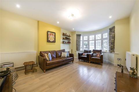 31 Matlock Way, New Malden, KT3 3AT