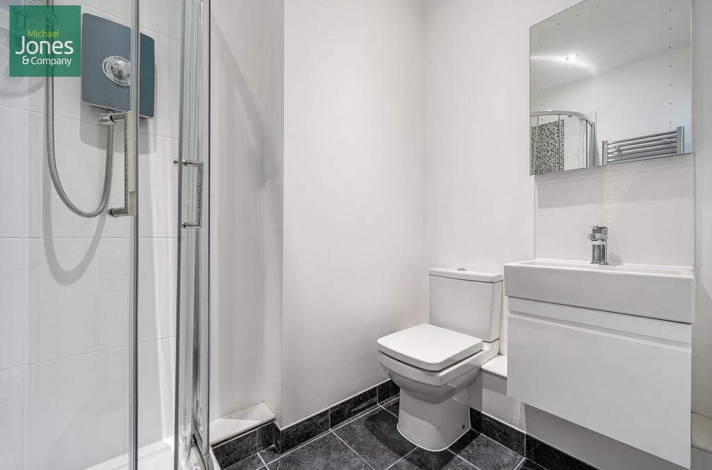 Ensuite