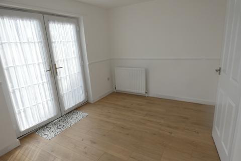 4 bedroom terraced house to rent - Finchley Court, Walker