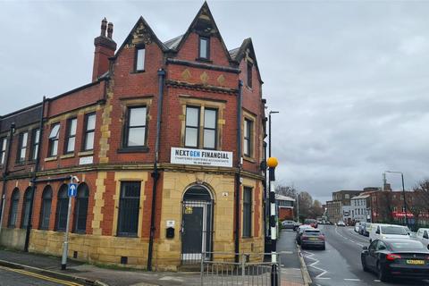 Property to rent - Holbeck Lane, Leeds, West Yorkshire, LS11