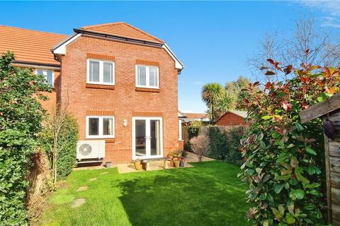 3 bedroom end of terrace house for sale, Spinnaker View, Nyetimber, West Sussex
