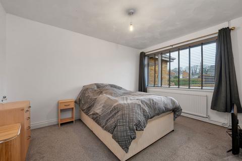 19 Salisbury Road, Werrington, Peterborough, PE4 6NW