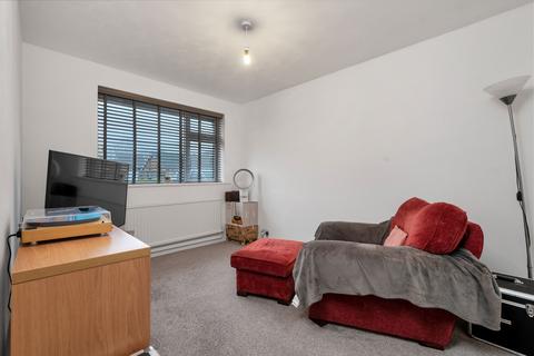 19 Salisbury Road, Werrington, Peterborough, PE4 6NW