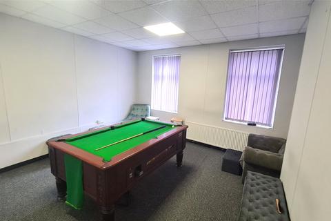 Office to rent, Spen Vale Street, Heckmondwike, West Yorkshire, WF16