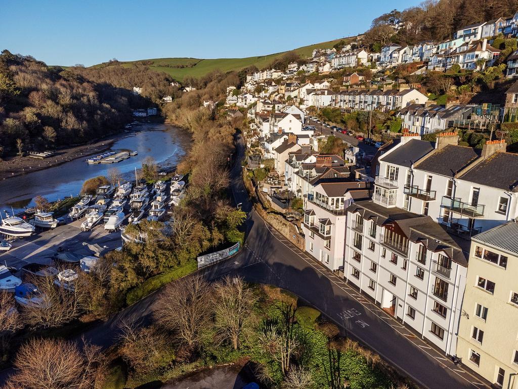 Location   2 Riverside Wharf, Kingswear