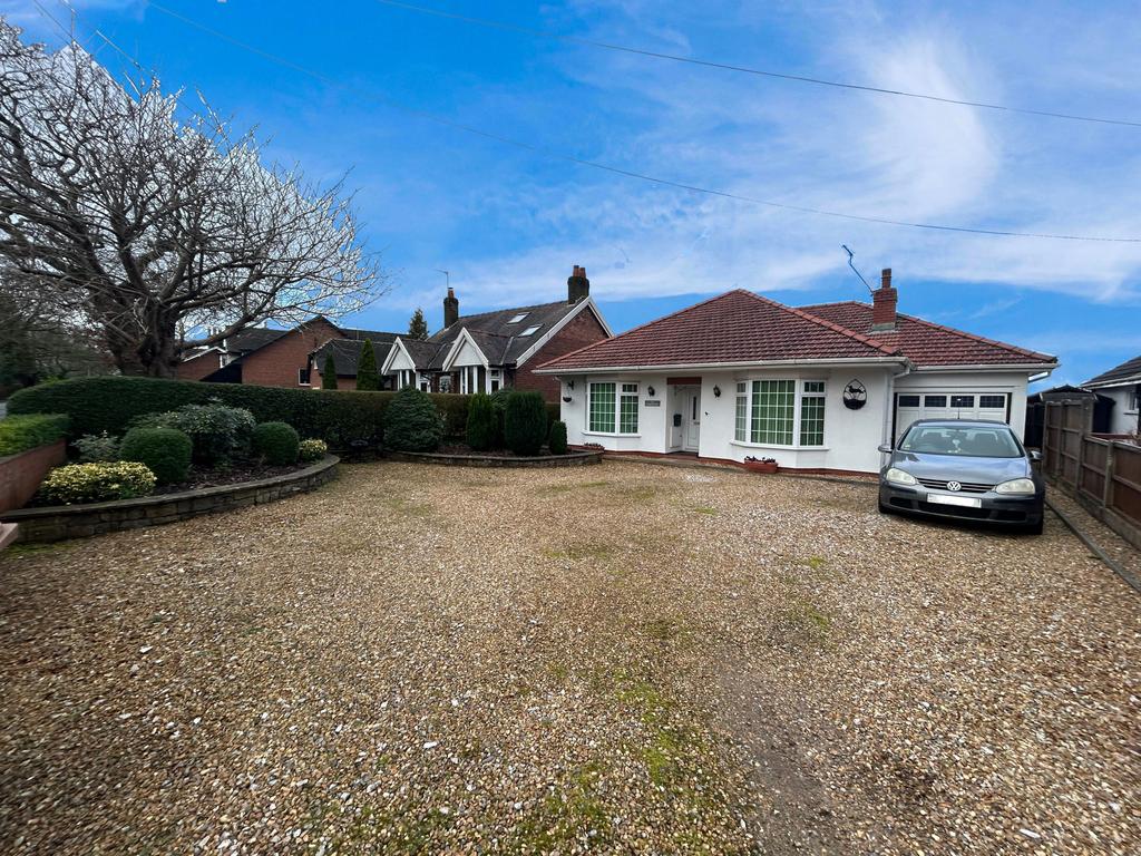Whittingham Lane, Broughton PR3 3 bed detached house for sale £405,000