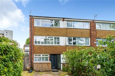52 Carston Close, London, SE12 8DZ