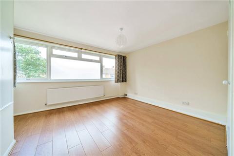 52 Carston Close, London, SE12 8DZ