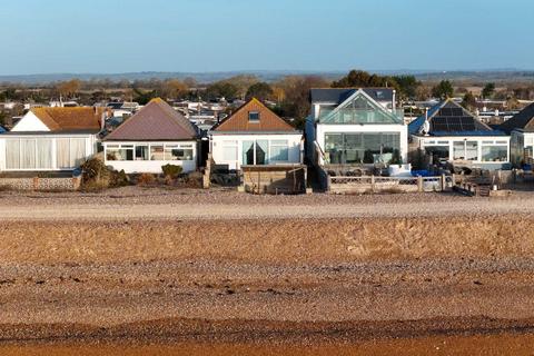 4 bedroom detached house for sale, Coast Road, Pevensey Bay