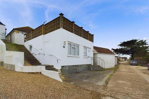 4 bedroom detached house for sale, Coast Road, Pevensey Bay