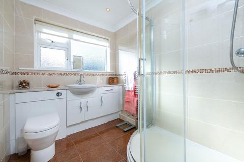 22 Alexander Crescent, Oakham, LE15 6LB