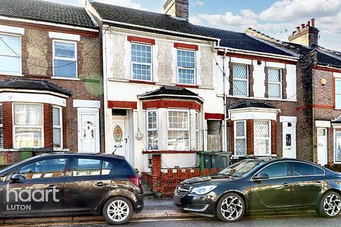 3 bedroom terraced house for sale, Dallow Road, Luton