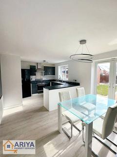 3 bedroom detached house to rent, Arlington Close, Barkby Thorpe, Leicester LE4