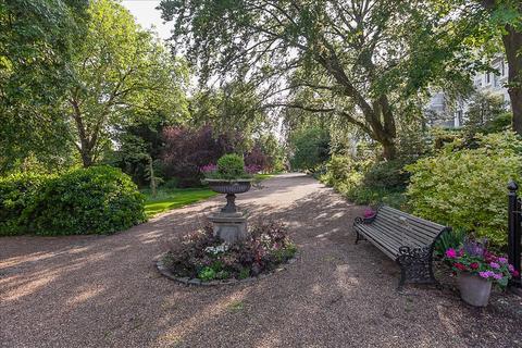 1 bedroom apartment for sale, Kensington Park Road, Notting Hill, London, Royal Borough of Kensington and Chelsea, W11