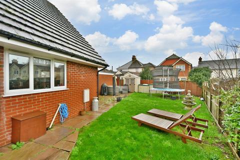 3 bedroom semi-detached house for sale, Cudworth Road, Willesborough, Ashford, Kent