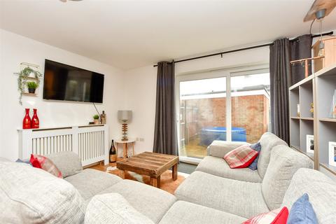 3 bedroom semi-detached house for sale, Cudworth Road, Willesborough, Ashford, Kent