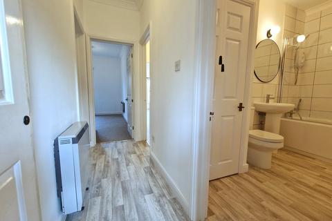2 bedroom apartment to rent, Midanbury Lane, Bitterne Park