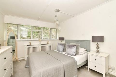 2 bedroom ground floor flat for sale - Succombs Hill, Warlingham, Surrey