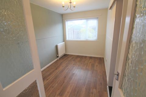 3 bedroom semi-detached house to rent, Walgrave, PETERBOROUGH PE2