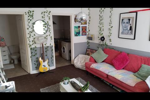 6 bedroom flat for sale, Western Road, Milton Keynes, MK2