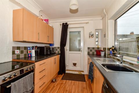 2 bedroom terraced house for sale, Risborough Lane, Folkestone, Kent