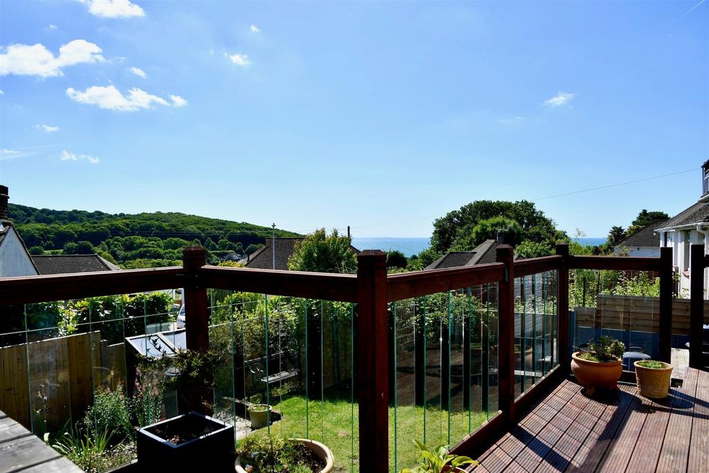 High Ridge, Seabrook, Hythe, Kent 3 bed semidetached house for sale