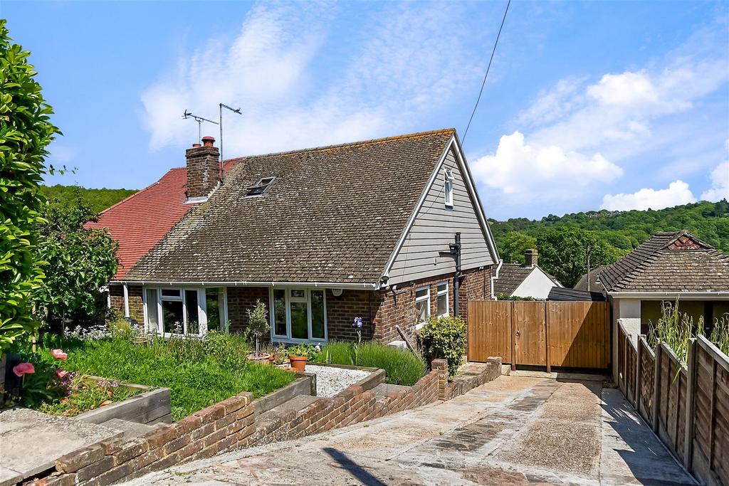 High Ridge, Seabrook, Hythe, Kent 3 bed semidetached house for sale