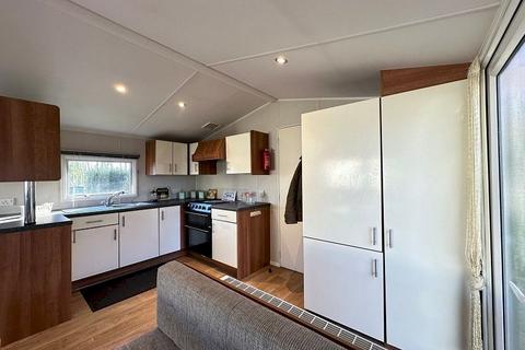 2 bedroom static caravan for sale, Nr Battle, St Leonards on Sea TN37