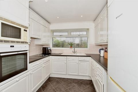 10 Highfields Avenue, Beltinge, Herne Bay, CT6 6LN