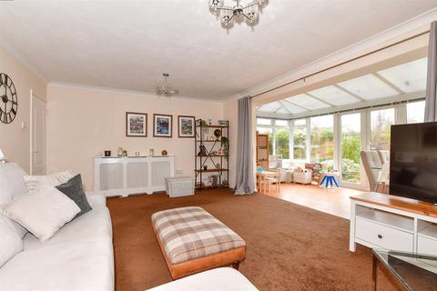 10 Highfields Avenue, Beltinge, Herne Bay, CT6 6LN