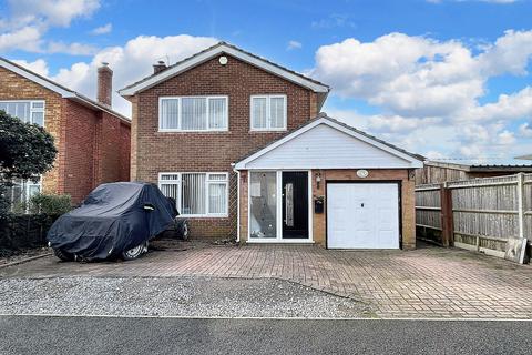 3 bedroom detached house for sale, Linda Road, Fawley, SO45