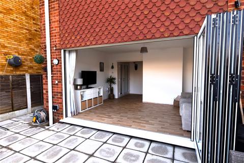 101 Gunners Road, Shoeburyness, Southend-on-sea, SS3 9SB
