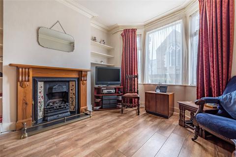16 Thornton Road, Barnet, EN5 4JE